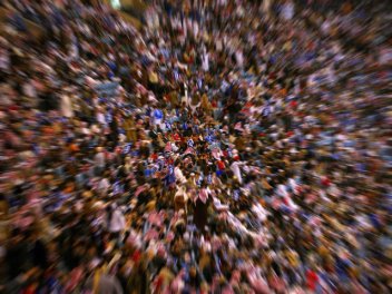 crowd-1427879-640x480